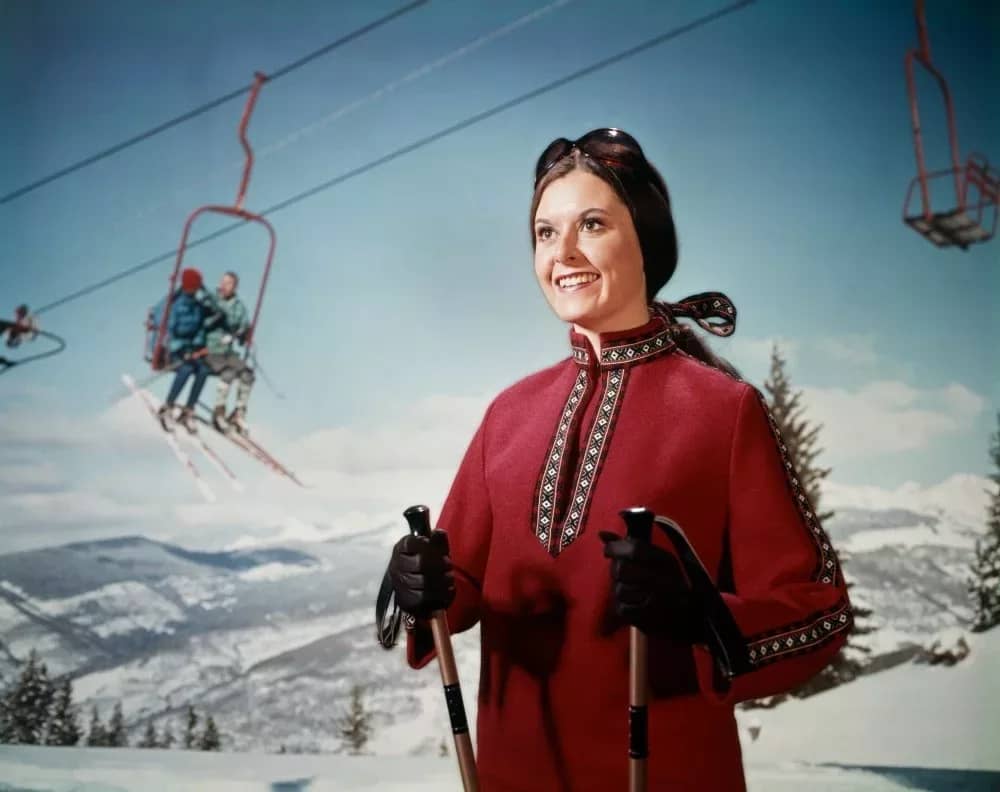 go skiing how to spend christmas alone fom tooley fomtooley.com